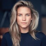 50 Amazing Shoulder Length Hairstyles for 2019 – 46