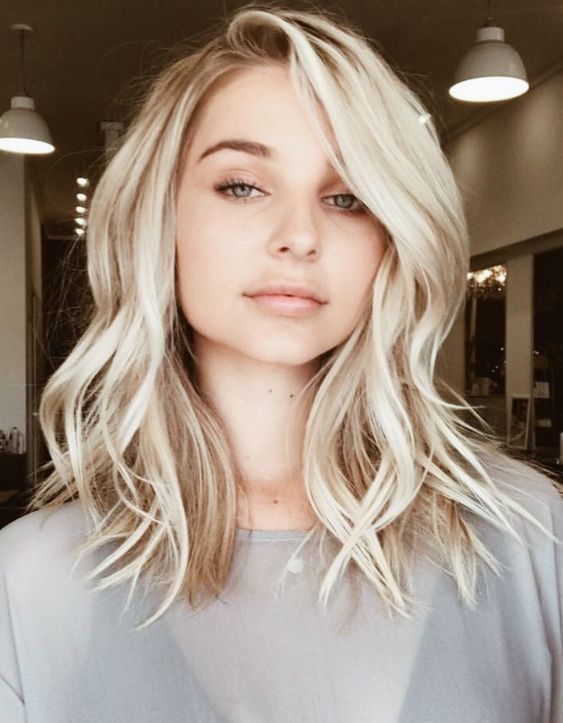 50 Amazing Shoulder Length Hairstyles for 2019 | Women's ...
